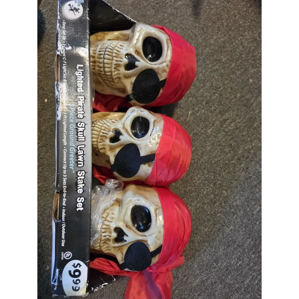 90s Halloween 3 Piece Lighted Pirate Skull Lawn Stake Set 3 Ft Length - New